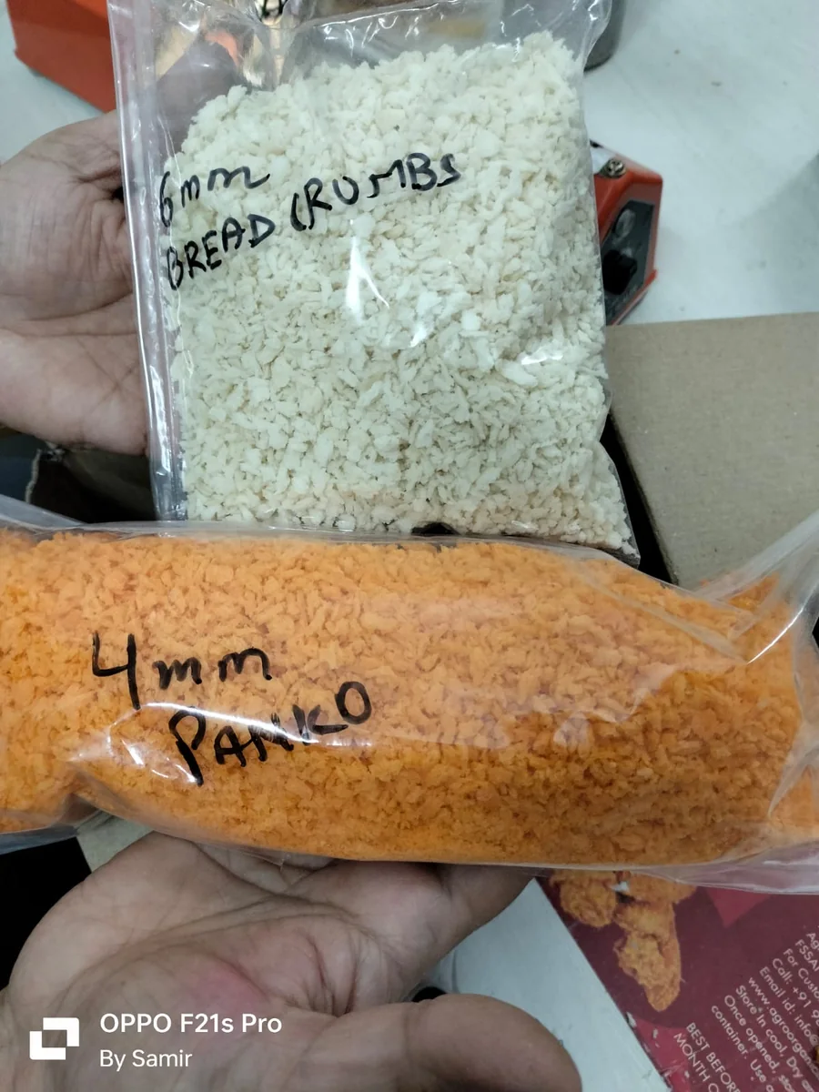 6 mm white bread crumbs and 4 mm orange panko